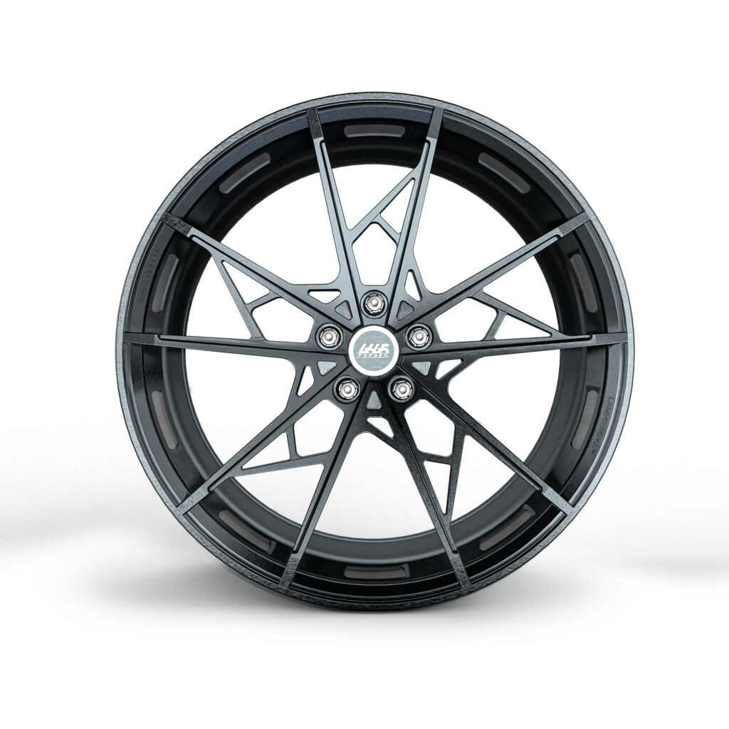 Lampo EVO™ Monoblock-Front View_4645_wheels_4645_wheels